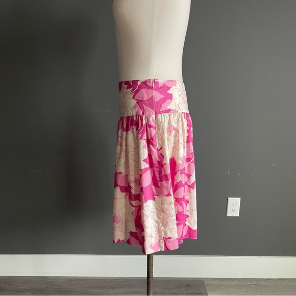 Trina Turk 100% Silk Floral Skirt – Size 2 – Pink & Cream - Picture 2 of 5